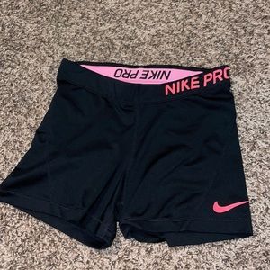 Nike Pro 2inch inseam sz S
